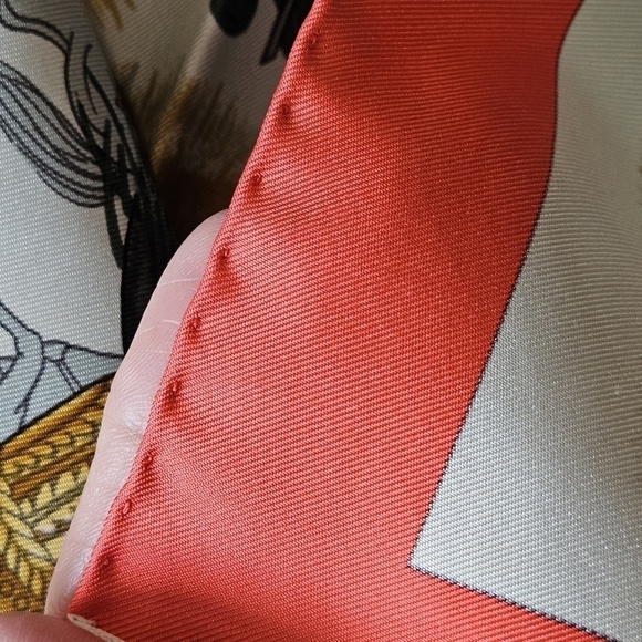 HERMES CASQUES et PLUMETS helmet and feather Carre90 - Picture 10 of 12